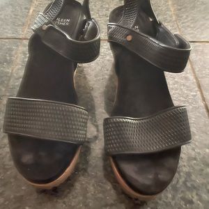 Black cloth wedge sandals